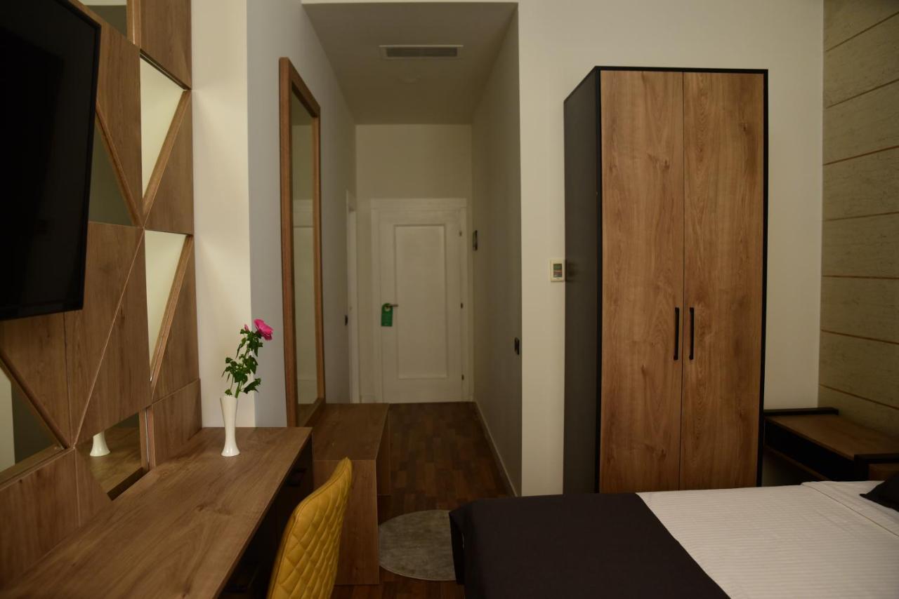 Hotel Comfort Tirana Exteriér fotografie