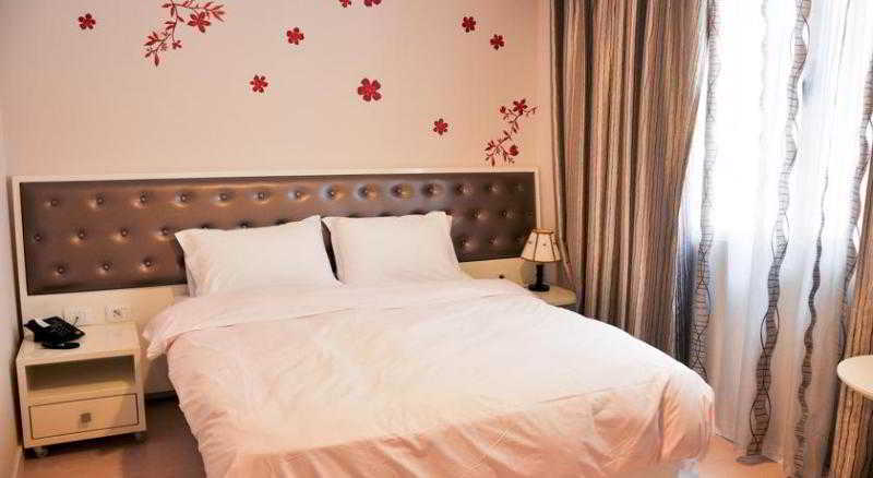 Hotel Comfort Tirana Exteriér fotografie