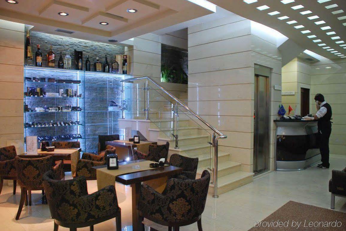Hotel Comfort Tirana Exteriér fotografie