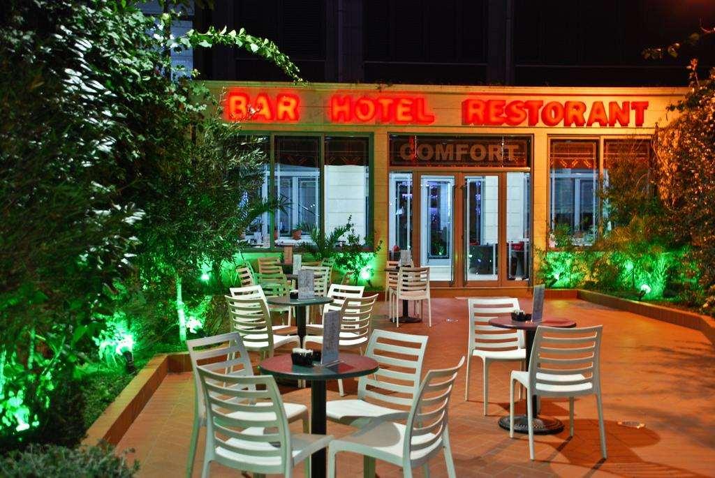 Hotel Comfort Tirana Restaurace fotografie