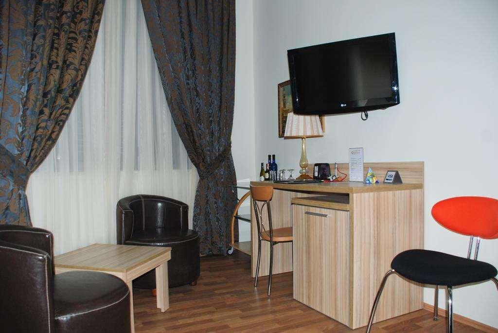 Hotel Comfort Tirana Pokoj fotografie