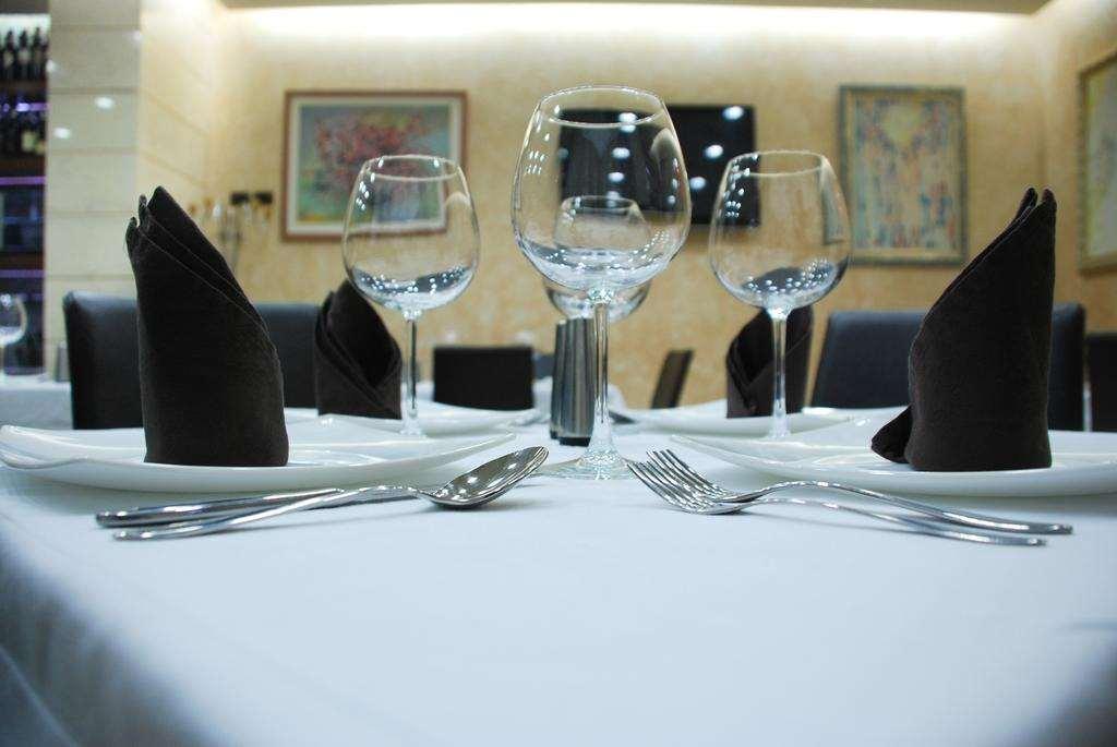 Hotel Comfort Tirana Restaurace fotografie